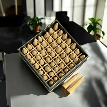 Nụ Trầm Pha Lê Htr3006
